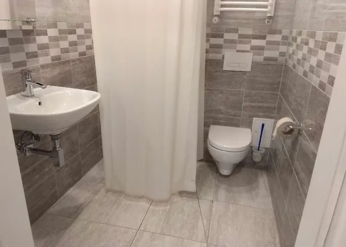 Bb Consul Bed & Breakfast Łódź